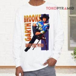Vintage Garth Brooks Ropin' The Wind Shirt 4 Vintage Garth Brooks Ropin' The Wind Long sleeved