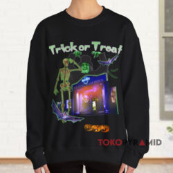 Vintage Halloween 1996 Trick Or Treat Hard Rock Cafe Shirt 3 Vintage Halloween 1996 Trick Or Treat Hard Rock Cafe Black Sweatshirt