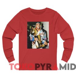 Vintage Lakers Kobe Bryant Holding Trophy Unique Tee Red Long sleeved