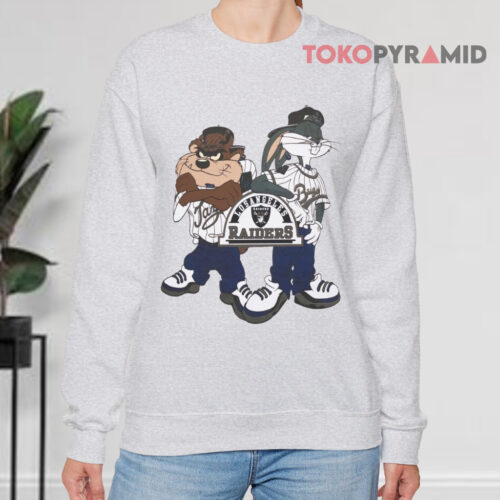 Vintage Looney Tunes Bugs Bunny Taz Los Angeles Raiders Sweatshirt