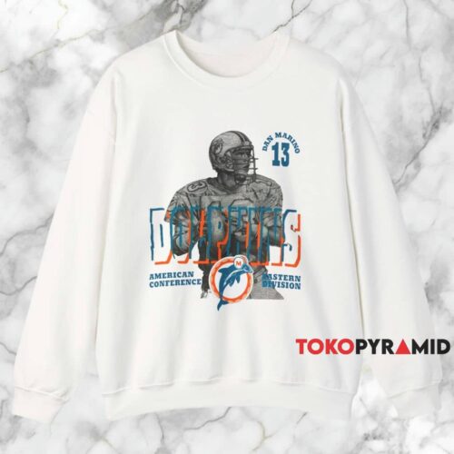 Vintage Miami Dolphins Dan Marino Shirt White Sweatshirt Vintage Miami Dolphins Dan Marino Shirt White Sweatshirt