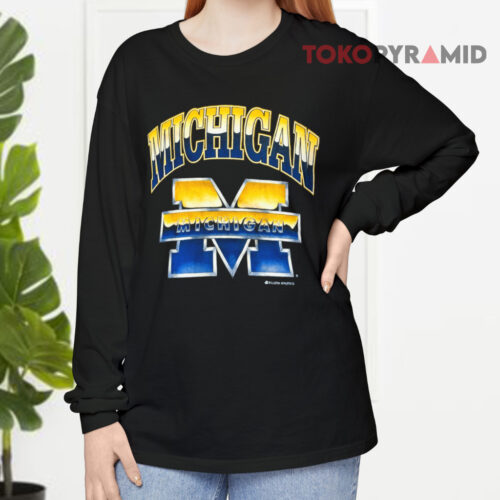 Vintage Michigan Wolverines Football Logo Long sleeved Vintage Michigan Wolverines Football Logo Long sleeved