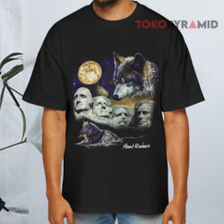 Vintage Mount Rushmore Wolf Moon Sky Glow In The Dark Black T shirt