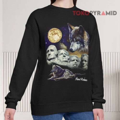 Vintage Mount Rushmore Wolf Moon Sky Glow In The Dark Sweatshirt