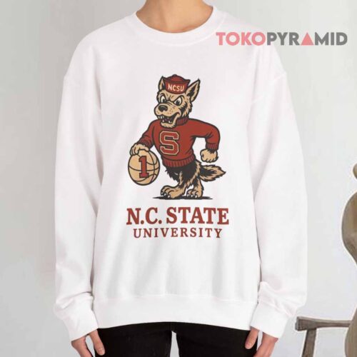 Vintage N c State University Sweatshirt