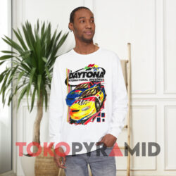 Vintage Nascar Daytona International Speedway White Long sleeved