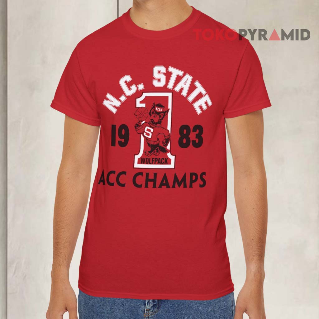 Vintage Nc State Wolfpack Basketball 1983 Red T shirt Vintage Nc State Wolfpack Basketball 1983 Red T shirt