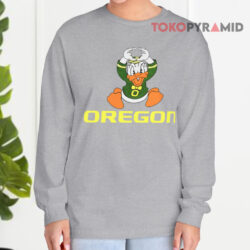 Vintage Oregon Ducks Disney Donald Oregon Long sleeved