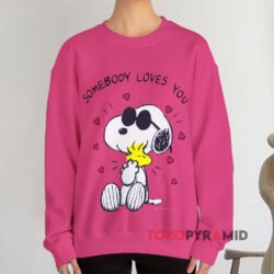 Vintage Peanuts Snoopy Somebody Loves You Sweatshiort