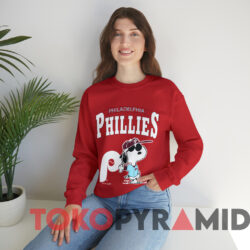 Vintage Philadelphia Phillies Snoopy Joe Cool T-shirt 3 Vintage Philadelphia Phillies Snoopy Joe Cool T shirt Red Sweatshirt