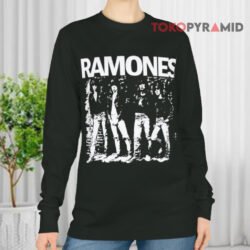 Vintage Ramones Photo Band Shirt 4 Vintage Ramones Photo Band Long sleeved
