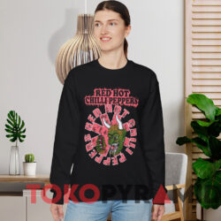 Vintage Red Hot Chili Peppers Tour 2006 T-shirt 2 Vintage Red Hot Chili Peppers Tour 2006 T shirt Black Sweatshirt