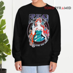Vintage REO Speedwagon Flying Over America Shirt 4 Vintage Reo Speedwagon Flying Over America Long sleeved