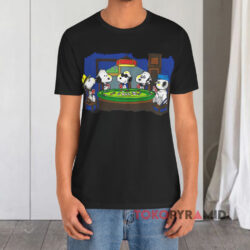 Vintage Snoopy Peanuts Dogs Playing Poker Black T shirt